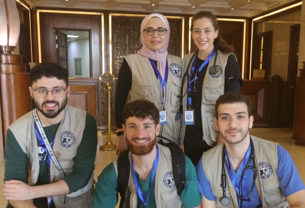 Yasser Almansour, MS3, Dr. Hend Azhary, Ahmad Irshaid, MS3, Abdullah Baghdadi MS2, and Deema Ujayli, MS4 "My trip with the Syrian American Medical Society was one of the most enriching experiences I have had throughout my medical journey. During my week with SAMS, I worked with dedicated and passionate individuals to provide quality care to patients in the Zaatari Refugee Camp and clinics in Jordan.